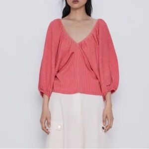 Zara Boho Top Coral Balloon Sleeve Blouse Size M Floral Textured V-Neck